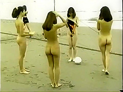 japanese nude girls play volleyball on the beach