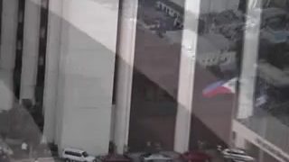 Pute asia dans Hotel, Engulf and Swallows