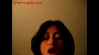 Amateur Asian Girlfriend Julie V Rides Boyfriend