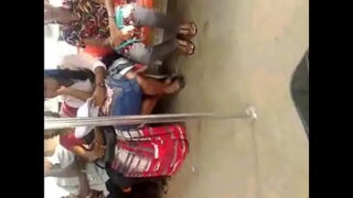 Sri Lankan girl legs showing train gal lanka